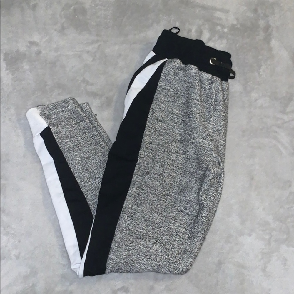 ❄️5/$20 Gottex joggers